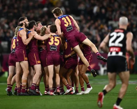 Brisbane Crush Collingwood to Earn Grand Final Clash Against The Cats